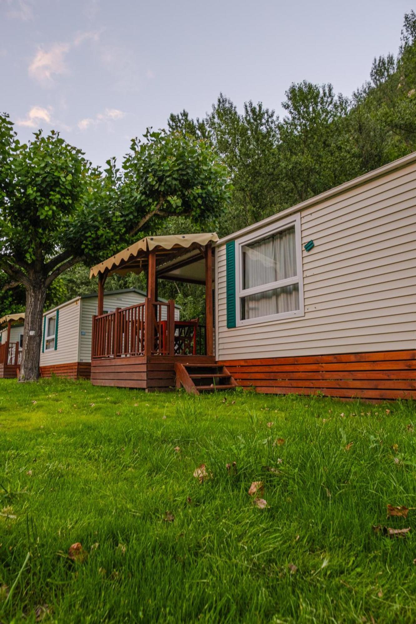 Frontera Bungalow Park Farga de Moles エクステリア 写真