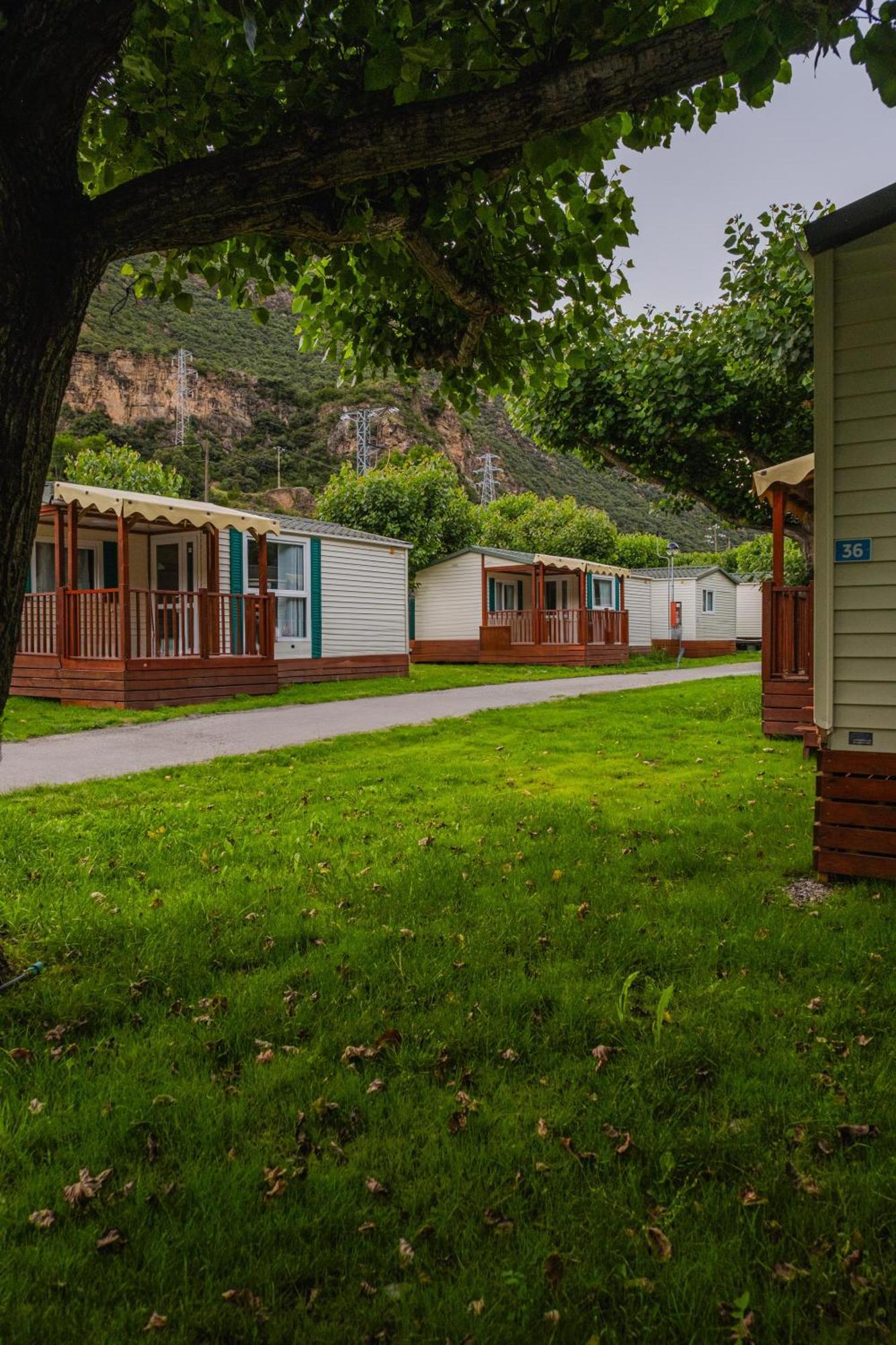 Frontera Bungalow Park Farga de Moles エクステリア 写真